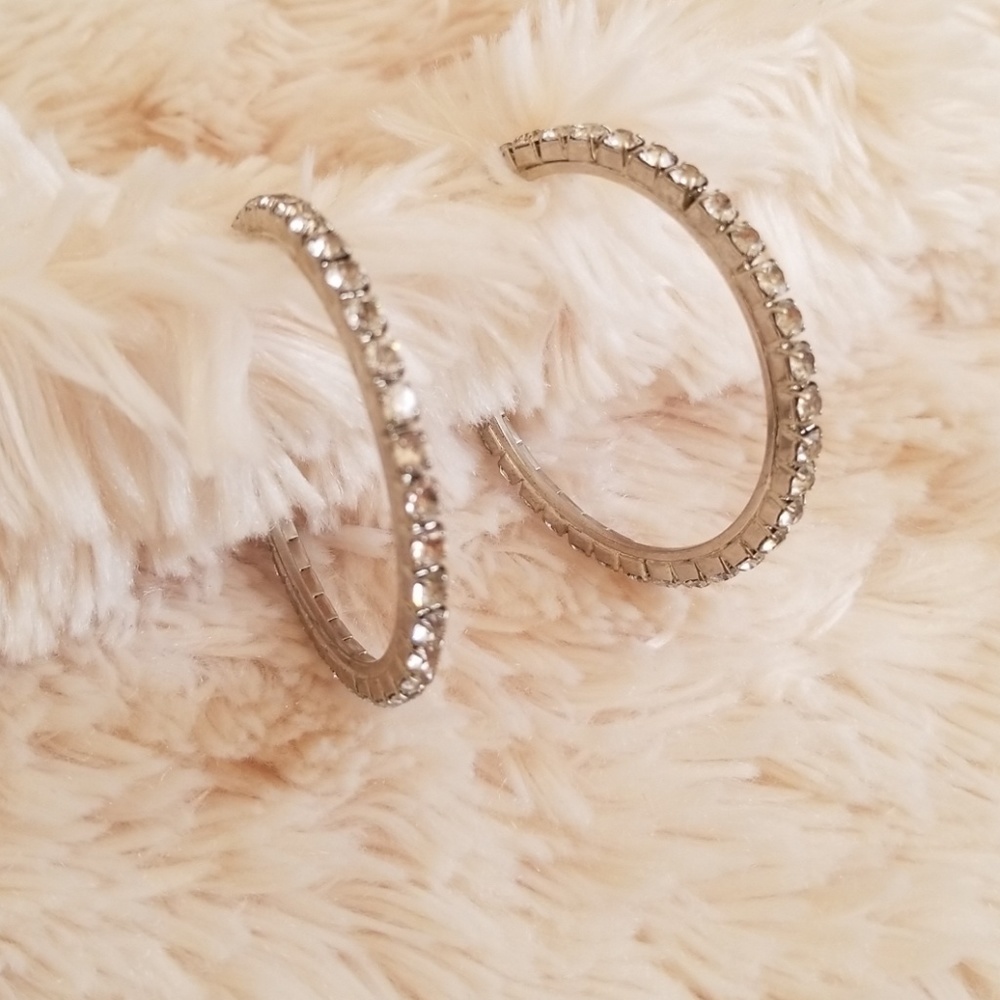 💎Silver jeweled💎 HOOP EARRINGS